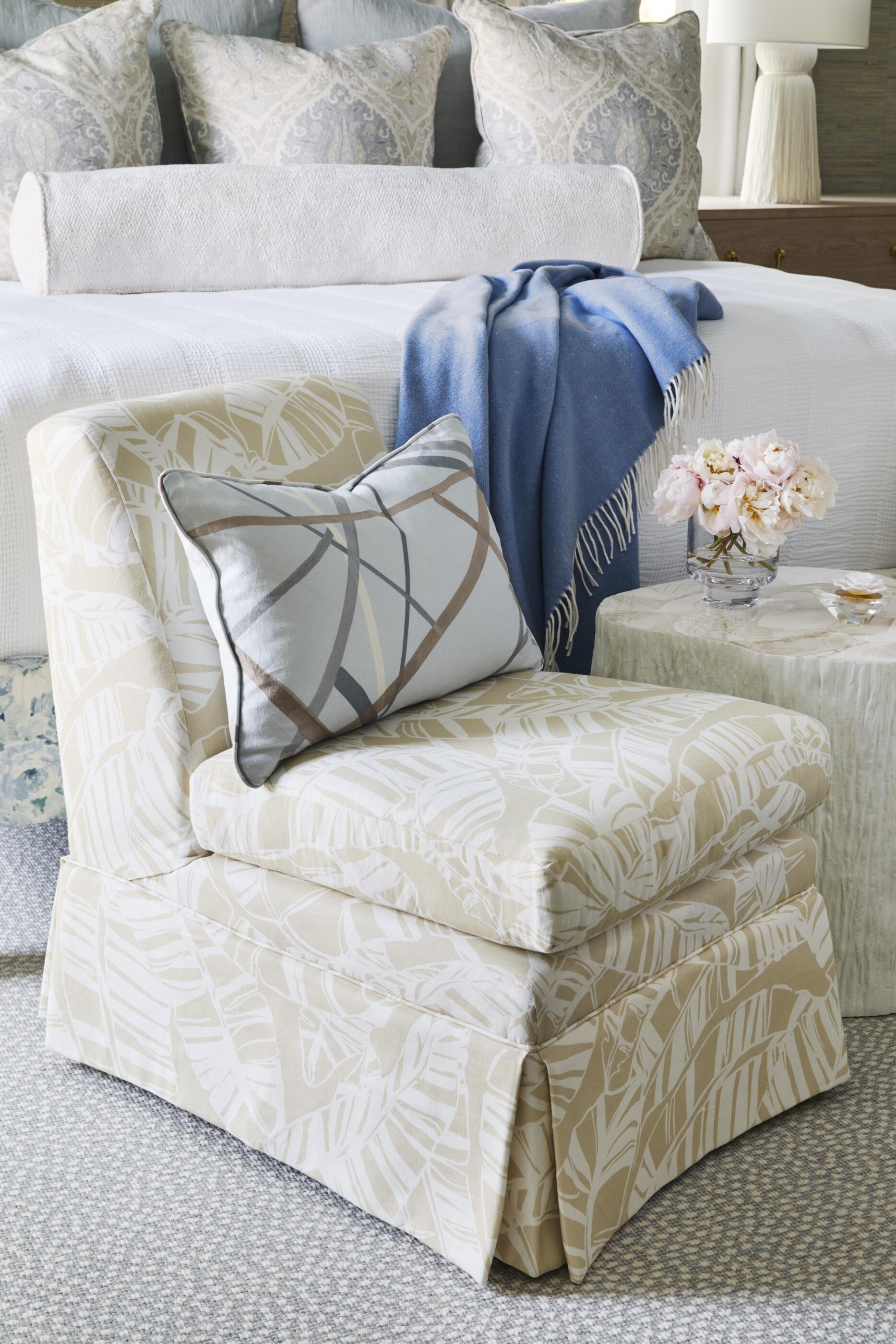 PRIMARY SUITE INTERIOR DESIGN MEGAN MOLTEN COASTAL MODERN ARCHITECHTURE