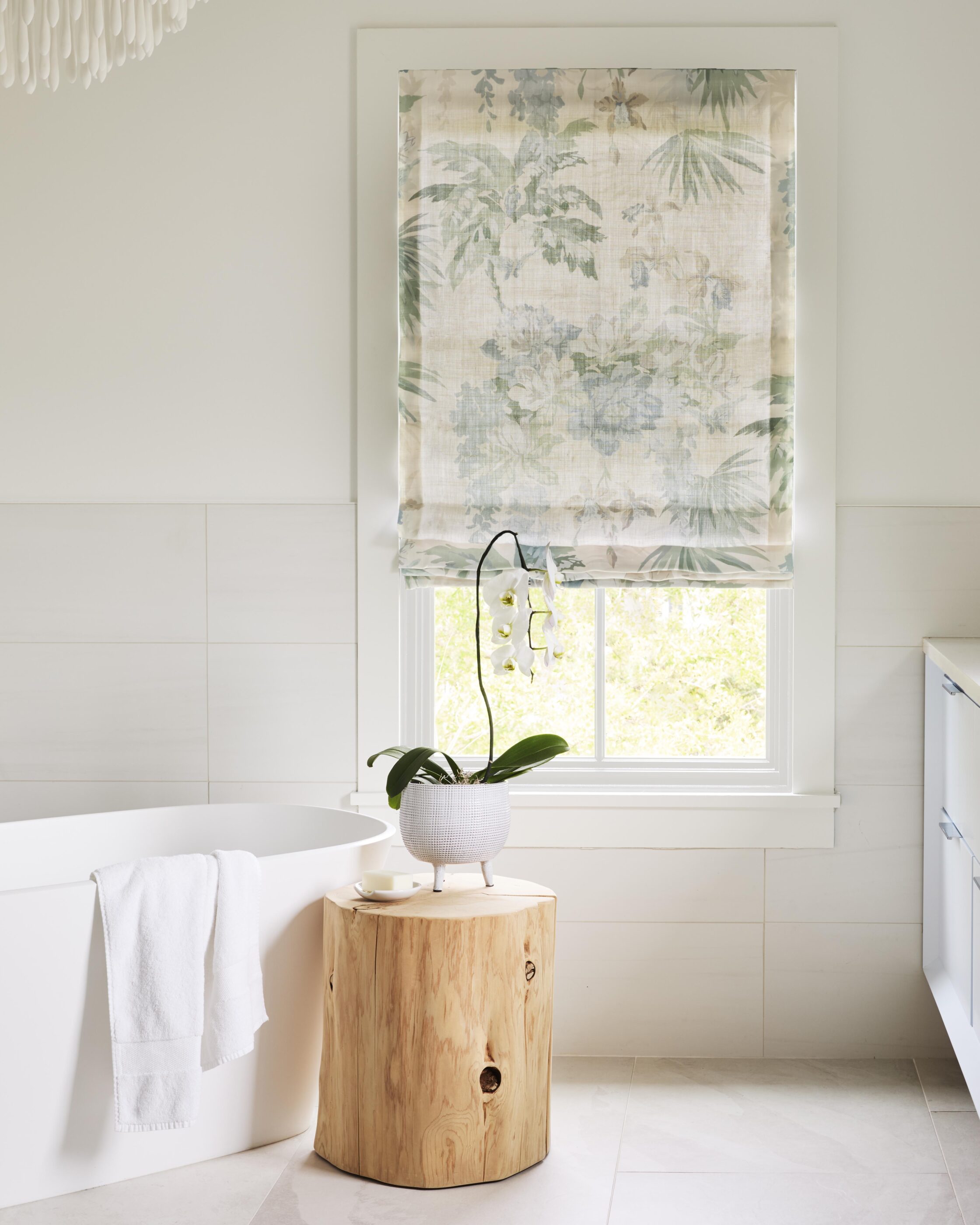 PRIMARY BATH SUITE INTERIOR DESIGN CHARLESTON MEGAN MOTLEN MODERN